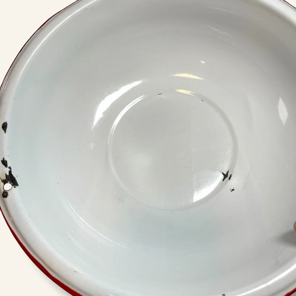 Vintage Enamel Wash Basin White Red Rim Farmhouse Country Primitive 12.5
